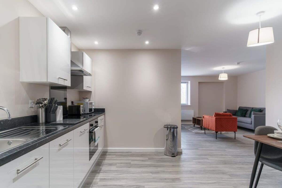 Bright 2 Bed Apartment Manchester - Sleeps 4 Dış mekan fotoğraf